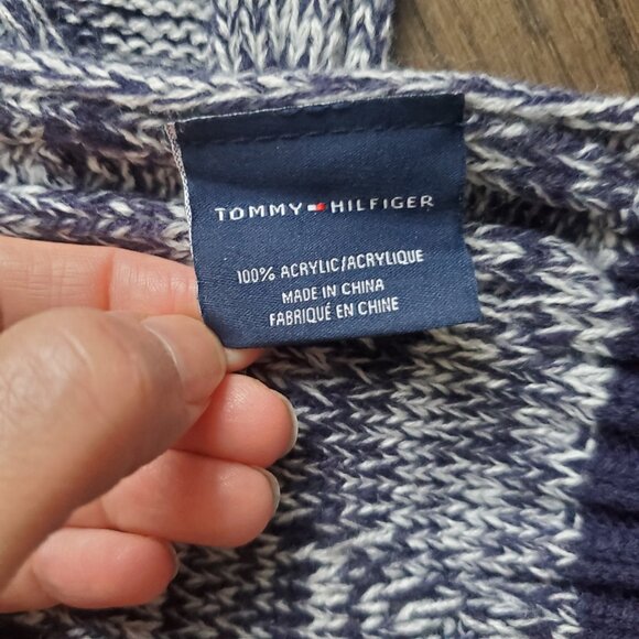 TOMMY HILFIGER Cable Knit Scarf Heathered Navy Blue & Red Trim Embroidered Logo - Picture 5 of 5